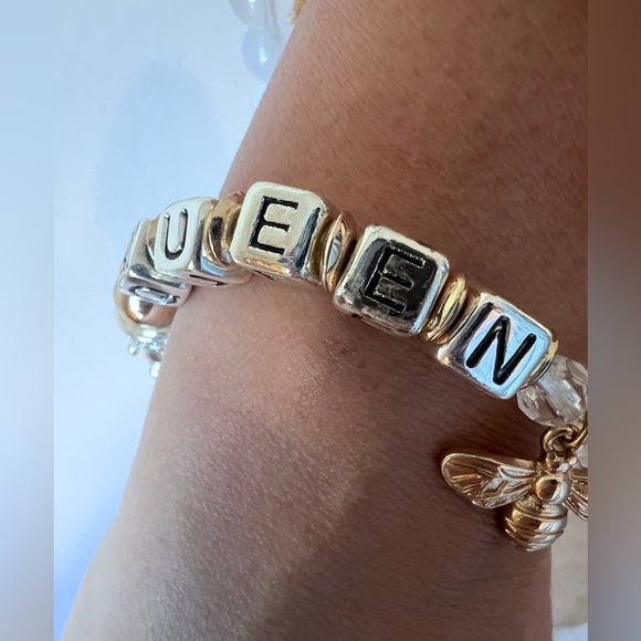 🐝Avon bracelets - Picture 3 of 10